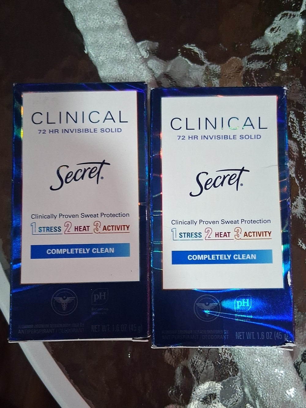 Clinical 72 HR Invisible Solid Deodorant - Completely Clean (Blue)
